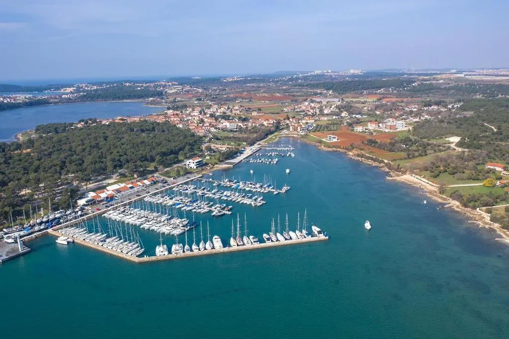 Villa Scala Pomer-Sea View Croatia