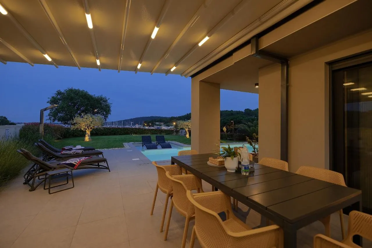 Villa Scala Pomer-Sea View  Pomer